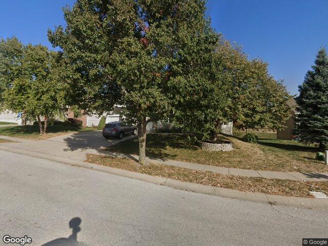 9409 n laurel ave, kansas city,  MO 64157