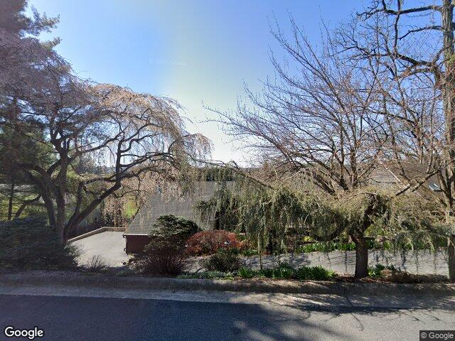 16 golfview ln, reading,  PA 19606