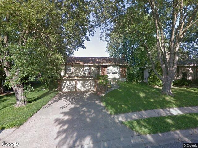 8425 n tracy ave, kansas city,  MO 64155