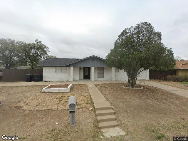 2384 edna dr, eagle pass,  TX 78852
