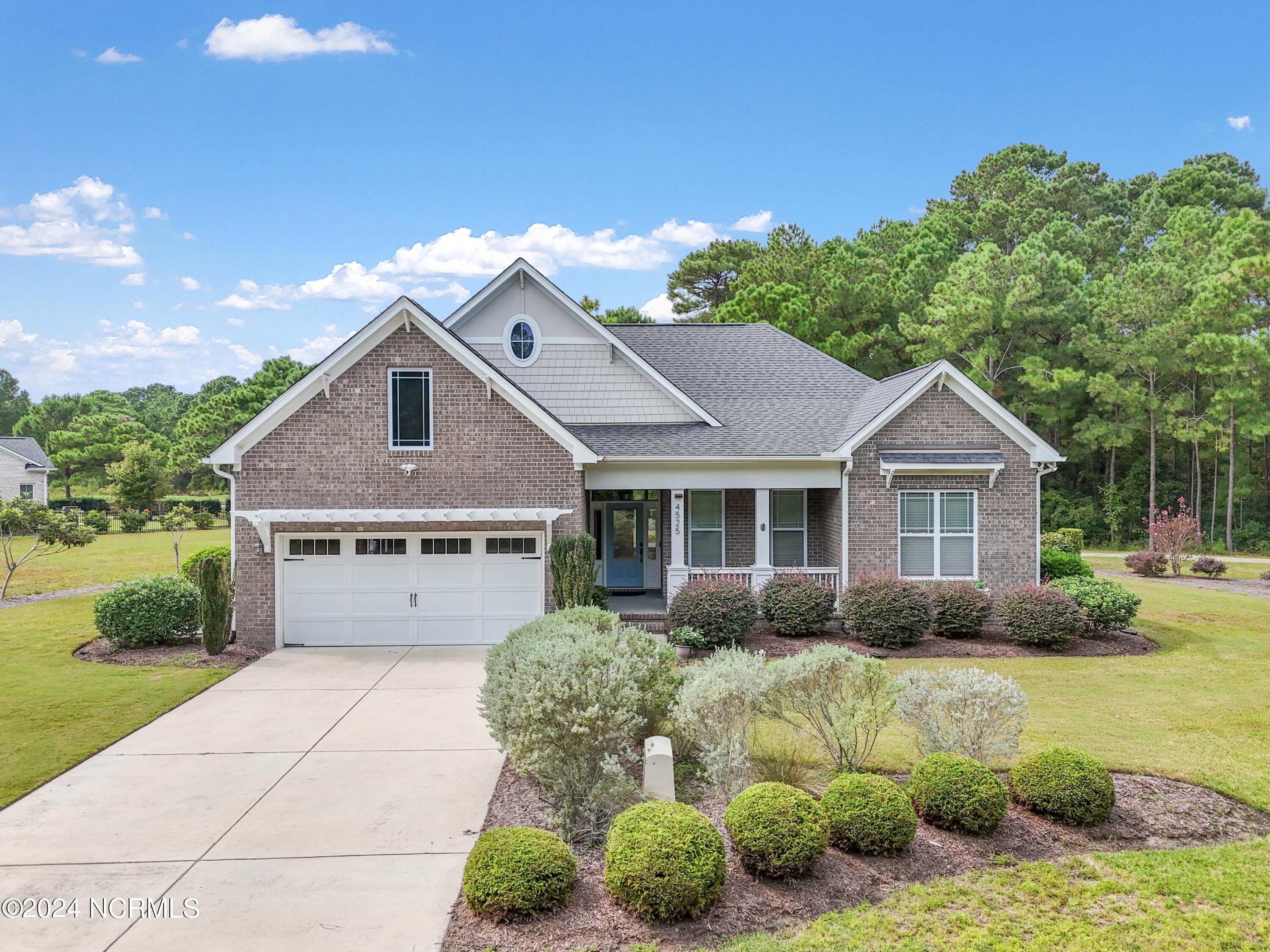 4525 regency xing, southport,  NC 28461