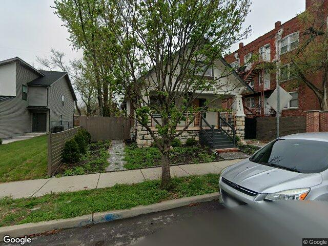 4608 forest ave, kansas city,  MO 64110