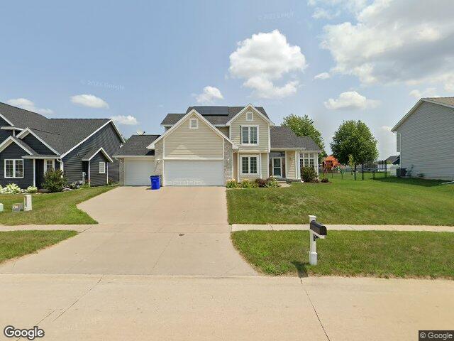 6410 windy meadow ln ne, cedar rapids,  IA 52411