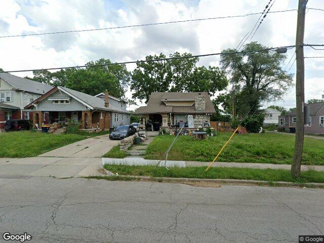 3237 jackson ave, kansas city,  MO 64128