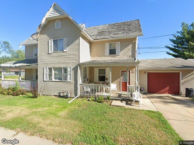 1213 11th st, marion,  IA 52302