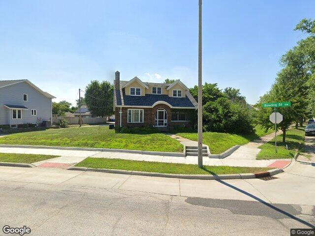 112 bowling st sw, cedar rapids,  IA 52404