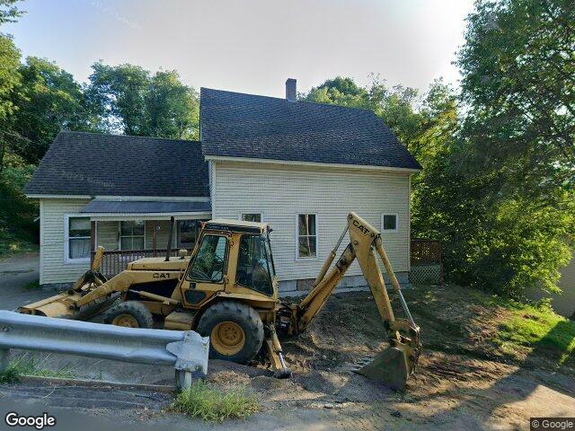 74 pleasant st, barre,  VT 05641