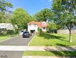 150 village cir e, paramus,  NJ 07652