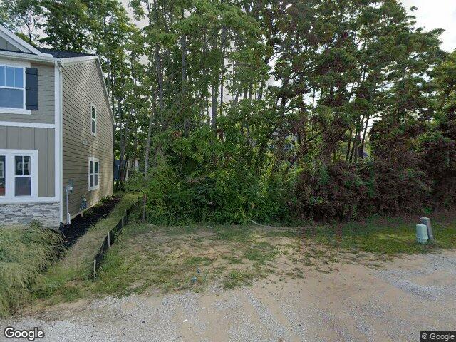 722 meadow dr, south haven,  MI 49090