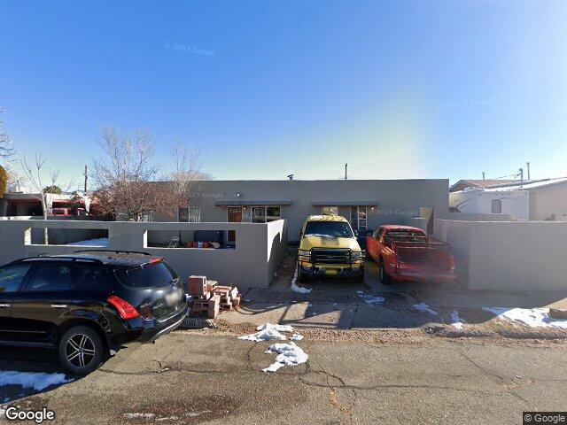 1003 calle margarita, santa fe,  NM 87507