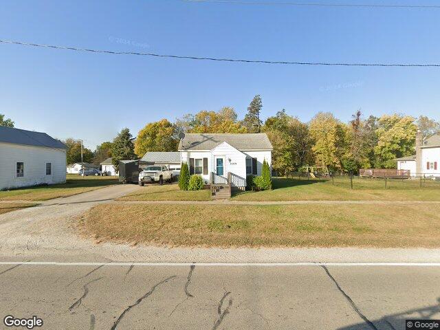 1209 franklin st, center point,  IA 52213
