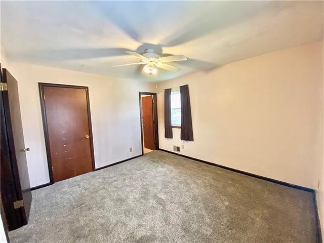 8 nw noel st, lees summit,  MO 64063
