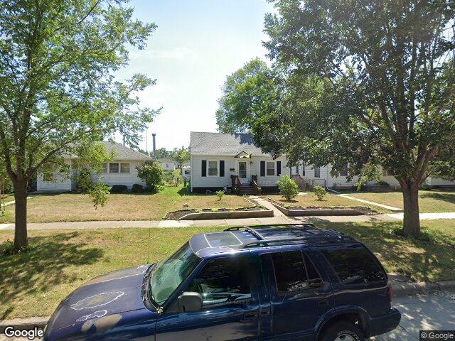 1137 18th ave sw, cedar rapids,  IA 52404