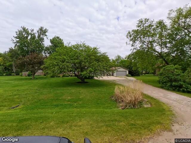 3979 gie dr, center point,  IA 52213