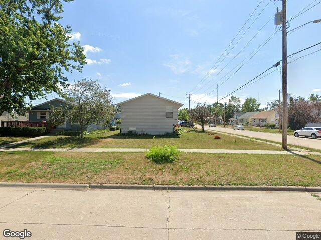 829 20th ave sw, cedar rapids,  IA 52404