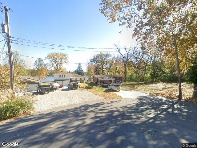 5323 nw edgewood cir, kansas city,  MO 64151