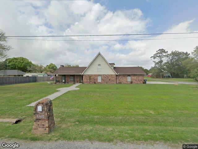 1362 dogwood st, bridge city,  TX 77611