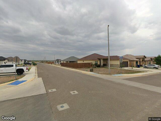 3277 mauricio libson dr, eagle pass,  TX 78852
