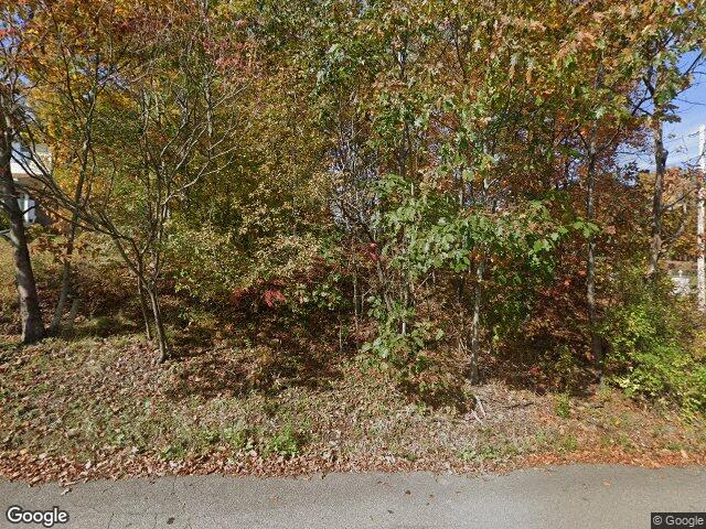73 governeurs ln, endicott,  NY 13760