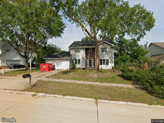 3310 riverside dr ne, cedar rapids,  IA 52411