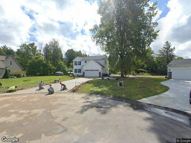 74911 deer creek ct, south haven,  MI 49090