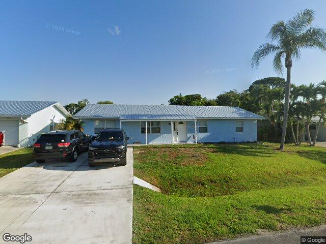 1741 se jackson st, stuart,  FL 34997