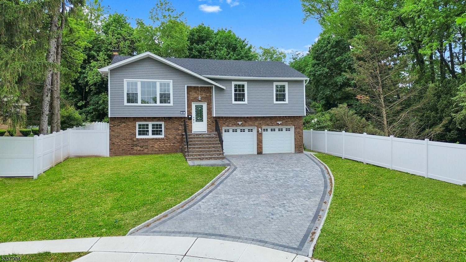 431 w lookout ave, hackensack,  NJ 07601