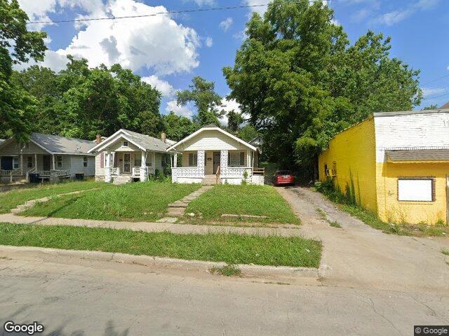 3835 agnes ave, kansas city,  MO 64128