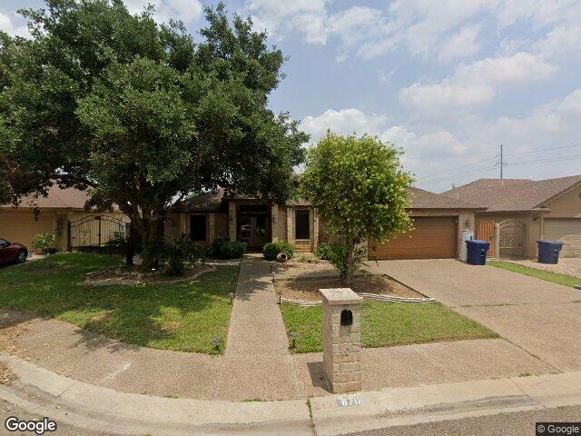 8711 jerry loop, laredo,  TX 78045
