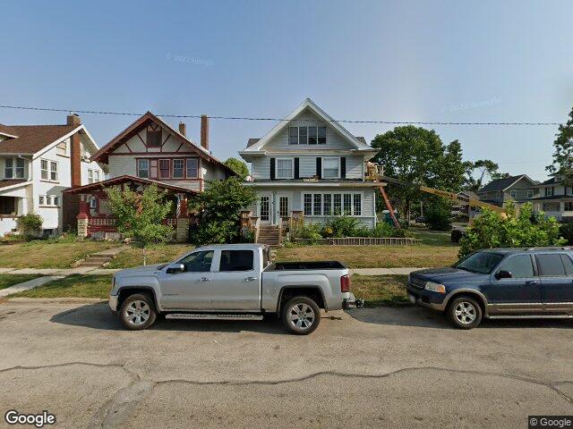 1732 blake blvd se, cedar rapids,  IA 52403