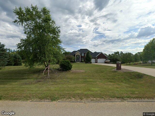 4601 plumberry rd, ely,  IA 52227