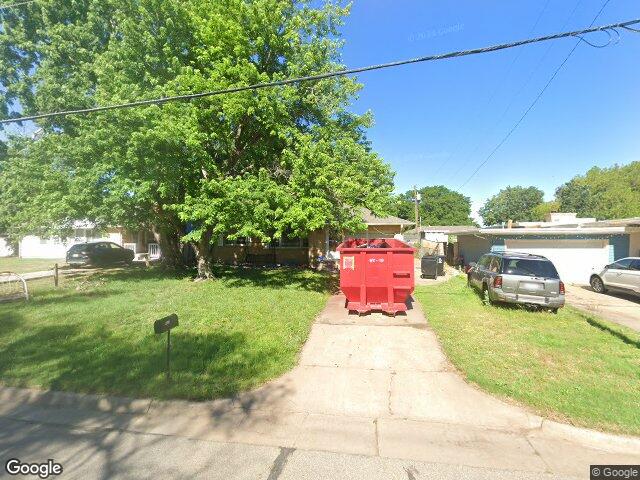 1700 pershing st, salina,  KS 67401