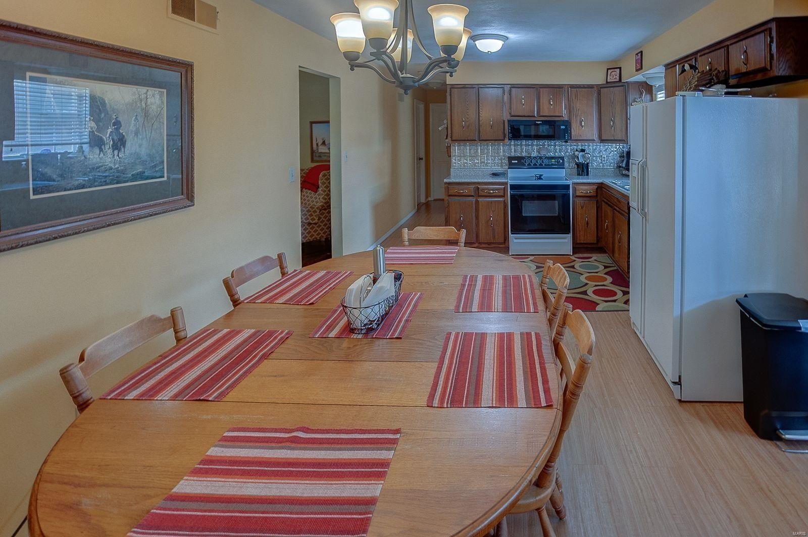 812 ofallon troy rd, lebanon,  IL 62254