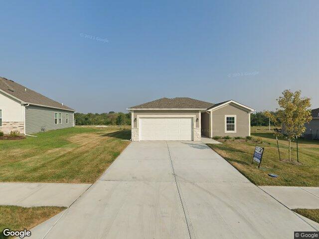 2108 crestview pl, raymore,  MO 64083