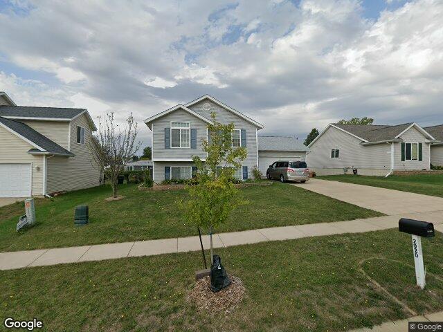 2020 25th st sw, cedar rapids,  IA 52404