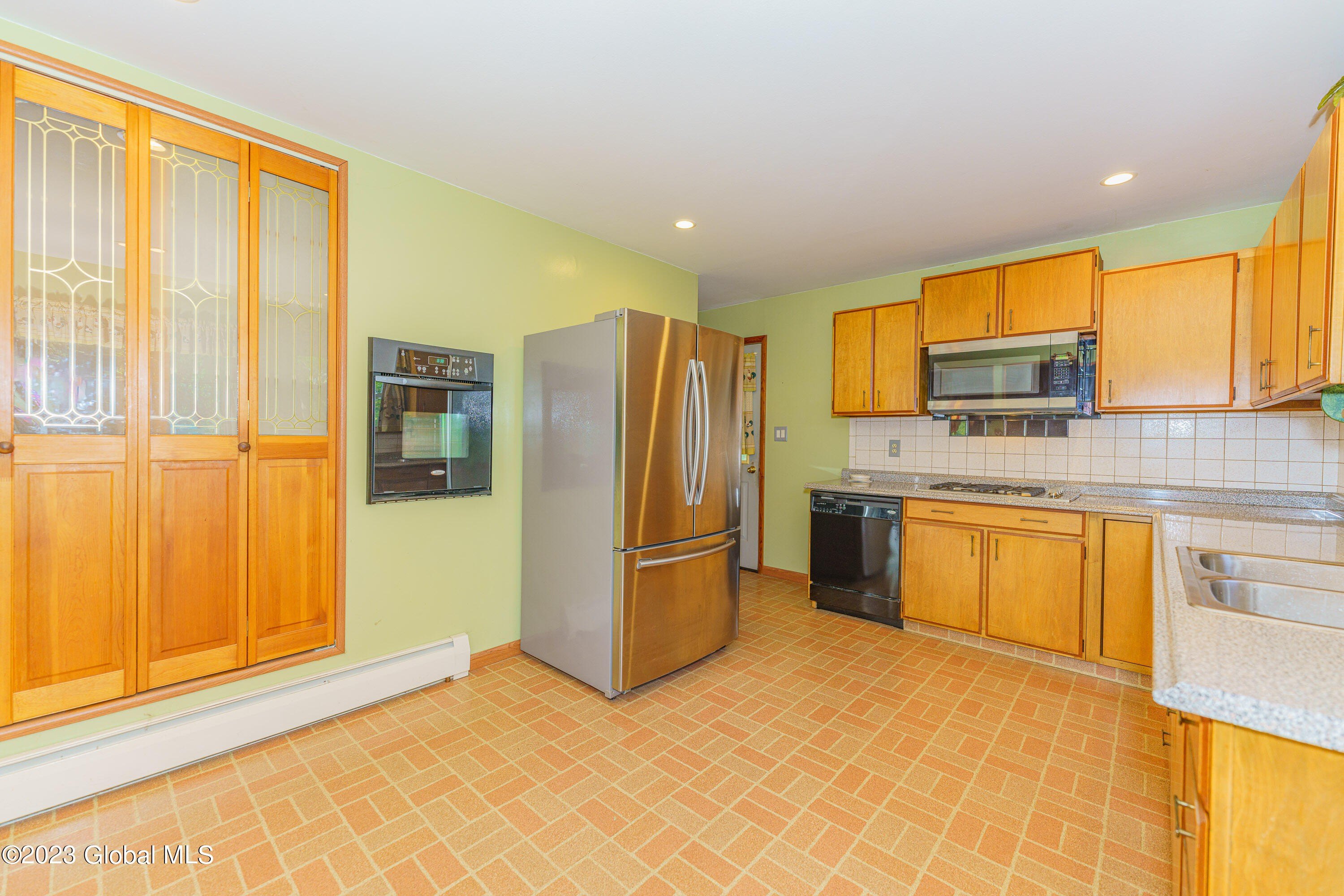 1420 nelson st, schenectady,  NY 12306