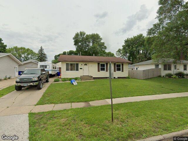 5411 d ave nw, cedar rapids,  IA 52405