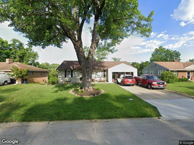 10110 forest ave, kansas city,  MO 64131