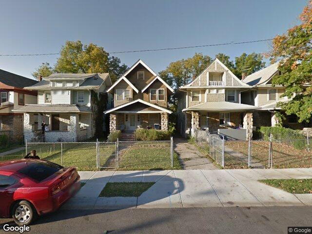 2504 e 42nd st, kansas city,  MO 64130