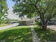 1025 e 84th ter, kansas city,  MO 64131