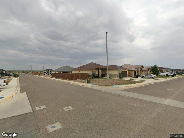 1803 anakaren lane, eagle pass,  TX 78852