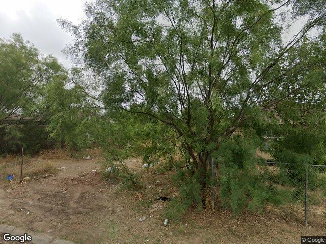 1352 siesta dr, eagle pass,  TX 78852