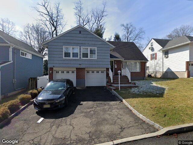 40 parker ln, teaneck,  NJ 07666