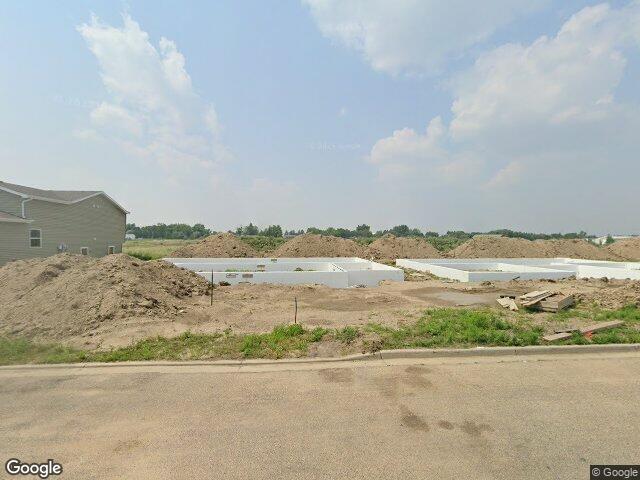 1511 47th loop se, minot,  ND 58701