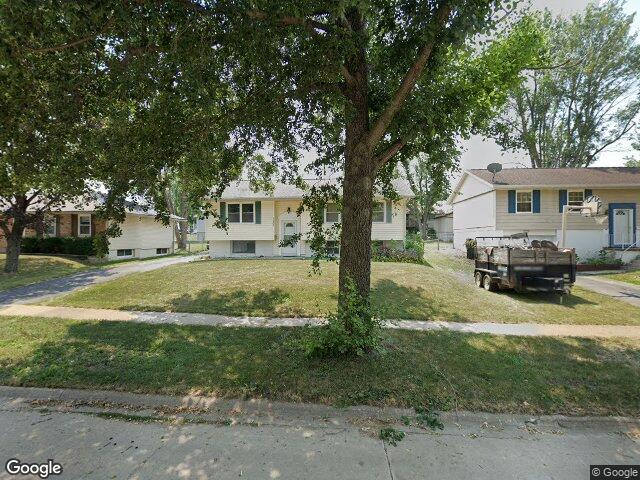6235 eastview ave sw, cedar rapids,  IA 52404