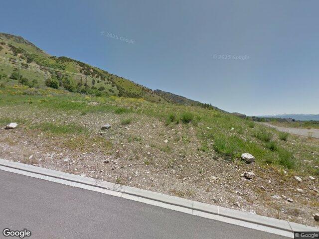 1360 n cedarwood ln, logan,  UT 84341