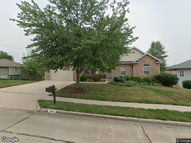 1600 whitburn dr, columbia,  MO 65203