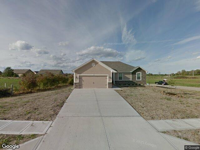 7026 ne 113th street, kansas city,  MO 64156