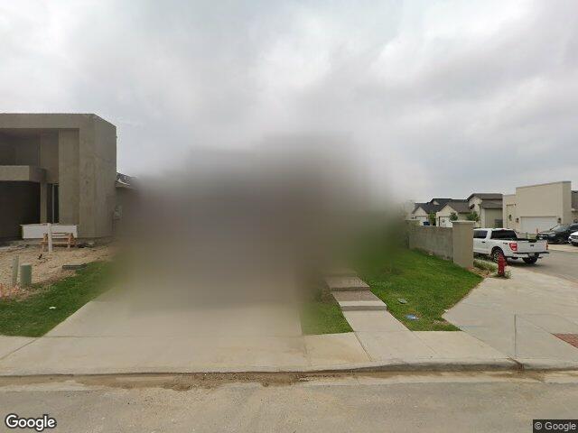 1530 eagles ln, laredo,  TX 78045