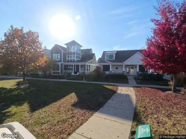 9 cottage green, ottawa,  IL 61350